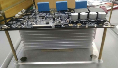 086005299a5c5b191dc23efa41ba5072.png 集成电路板.png